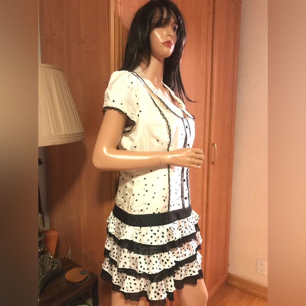 Bebe White & Black Short Sleeve Mini Flirty Dress in sz L. Like new. - Picture 3 of 16
